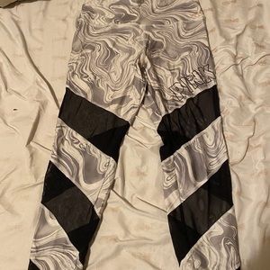 Basically new PINK mesh leggings